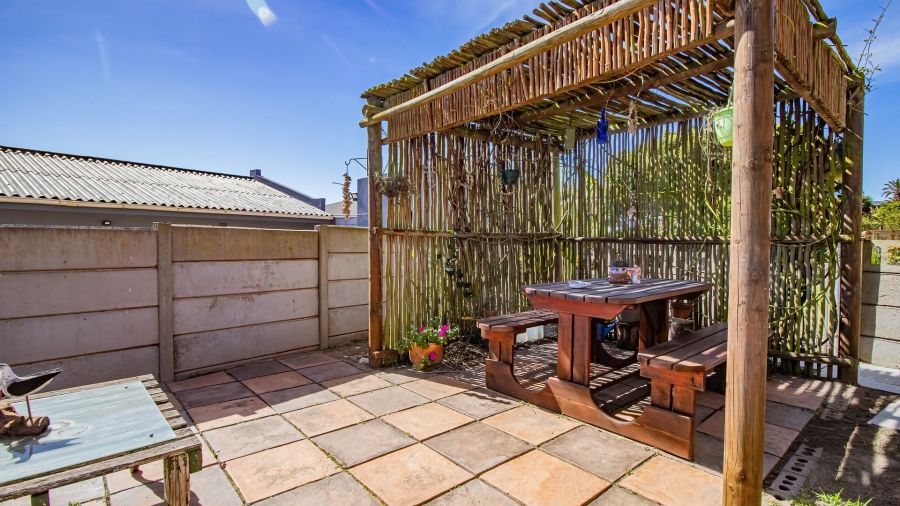 4 Bedroom Property for Sale in Vredenburg Western Cape